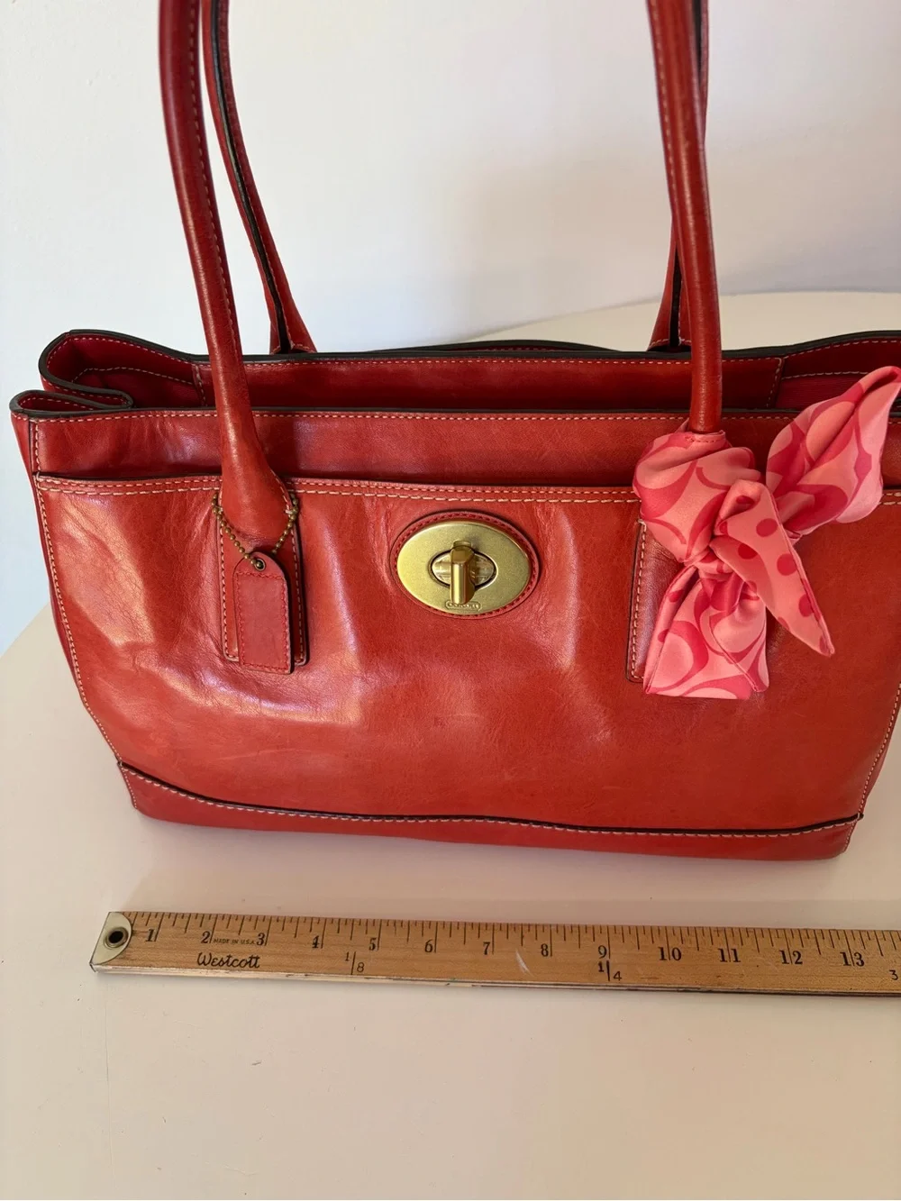 Coach Hamptons Madeline Large Leather Tote 11554 Red Orange Turnlock Scarf